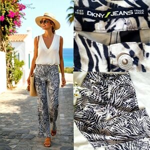 DKNY Denim🌾Vintage🌾Zibra Print Jeans Pants| High Rise| Straight Leg